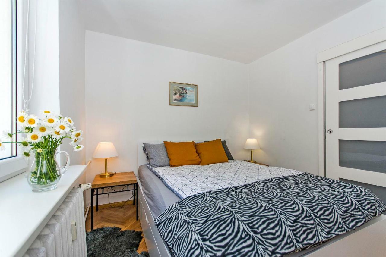 Sunny Suite In Center Of โซพอต ภายนอก รูปภาพ